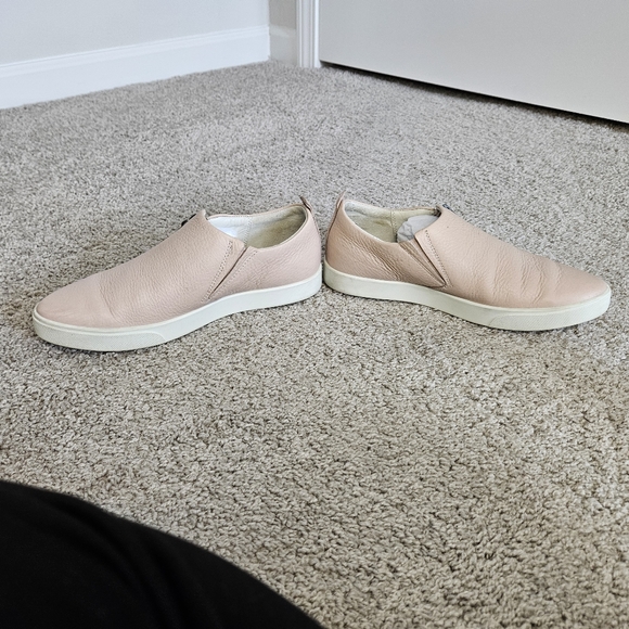 ECCO Gillian Side Zip Sneaker Women Rose Dust US 7 Leather Casual Slip On - Picture 5 of 7